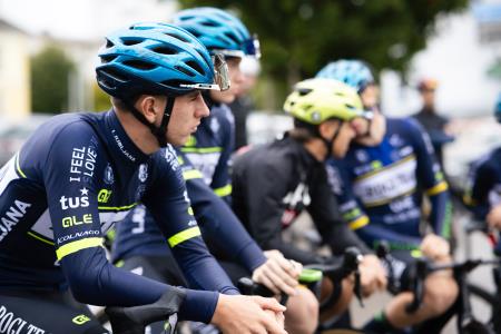 Sprejem kolesarjev na Zmagovalni turi za dober namen v Domžalah, foto: Jure Gubanc/Občina Domžale